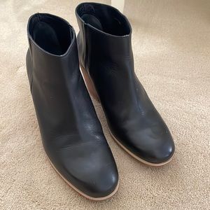 Rachel Comey Mars Boots . Size 8 black slight scuff on heel